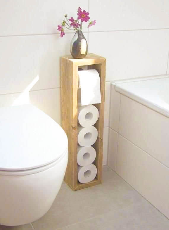 20 ideas para decorar el baño con pequeños estantes de madera, repisas