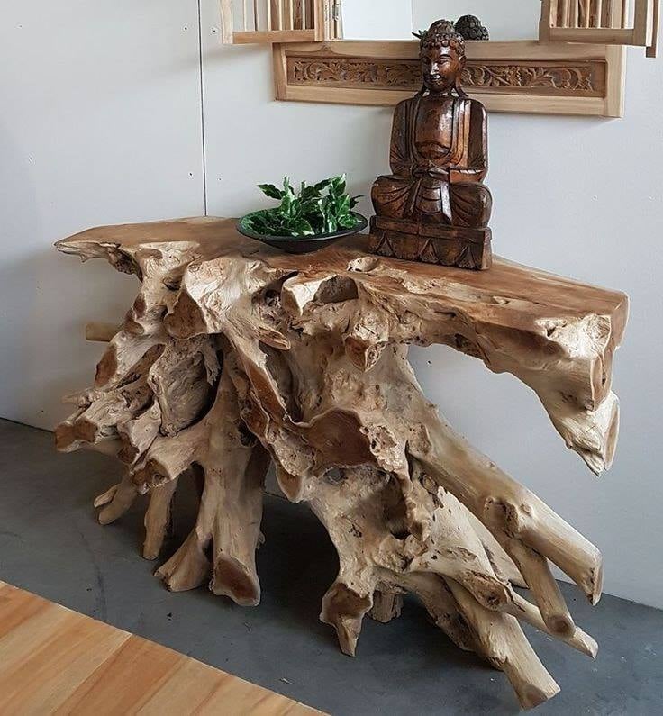 Muebles de troncos y ramas de madera