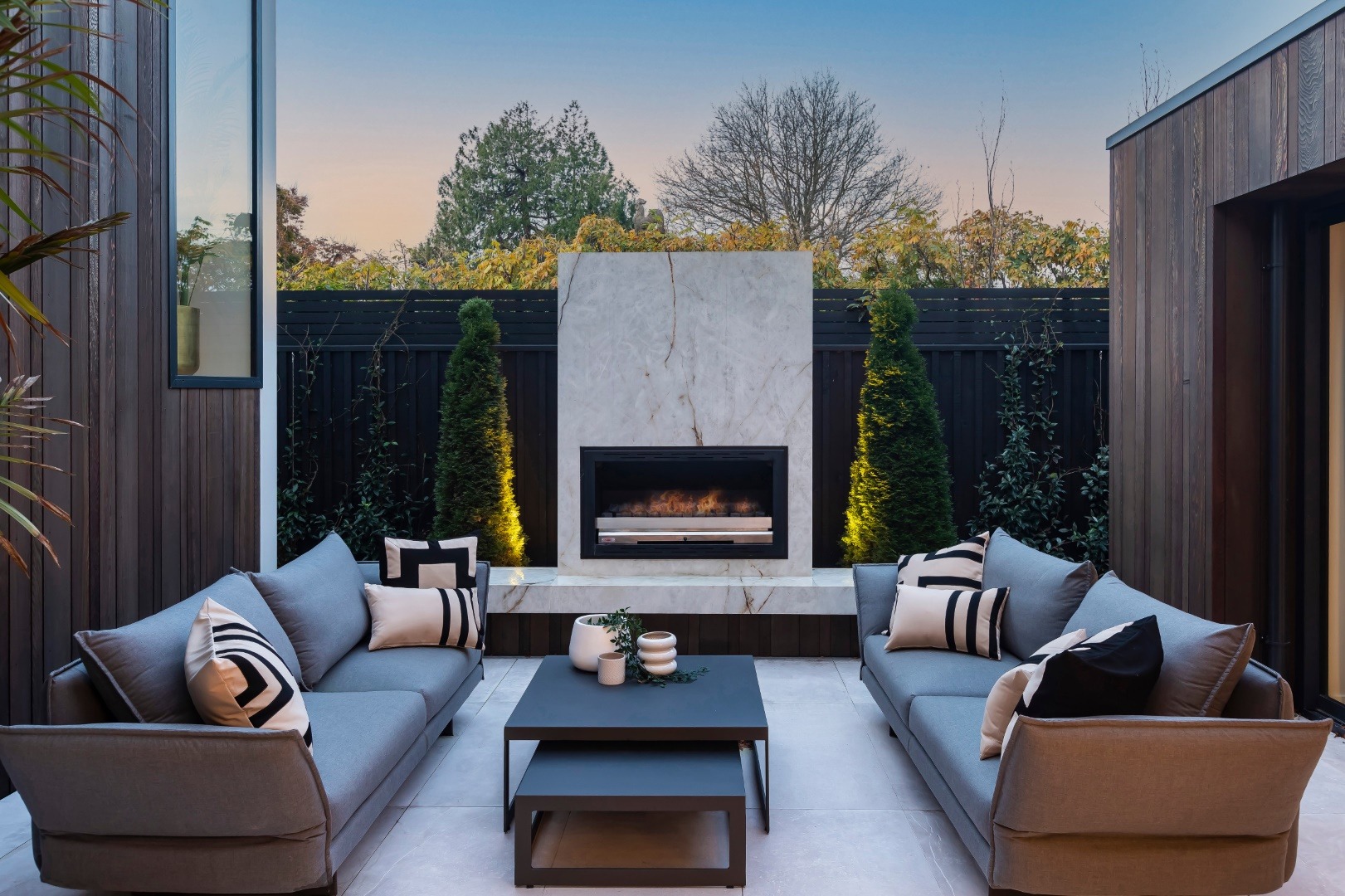 Diseños de patios contemporáneos: Fusionando estilo y funcionalidad ...